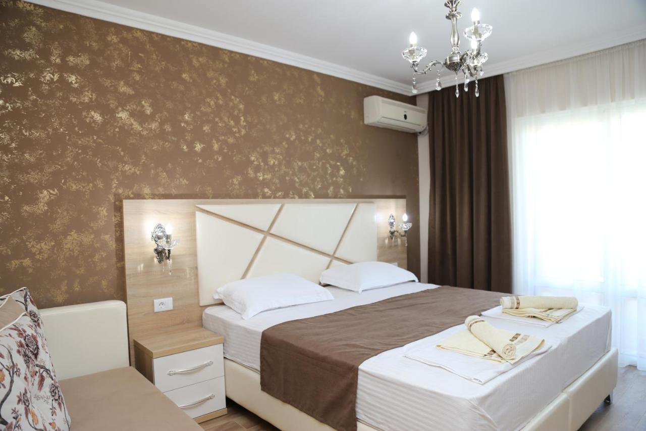 Metropolis Hotel Ulcinj Luaran gambar