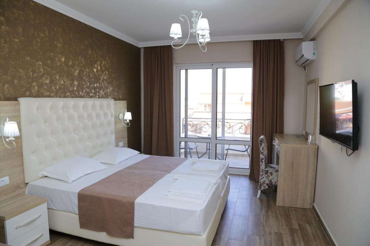 Metropolis Hotel Ulcinj Luaran gambar