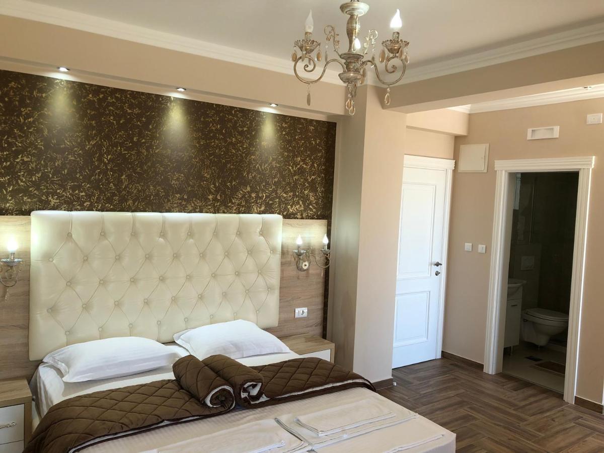 Metropolis Hotel Ulcinj Luaran gambar
