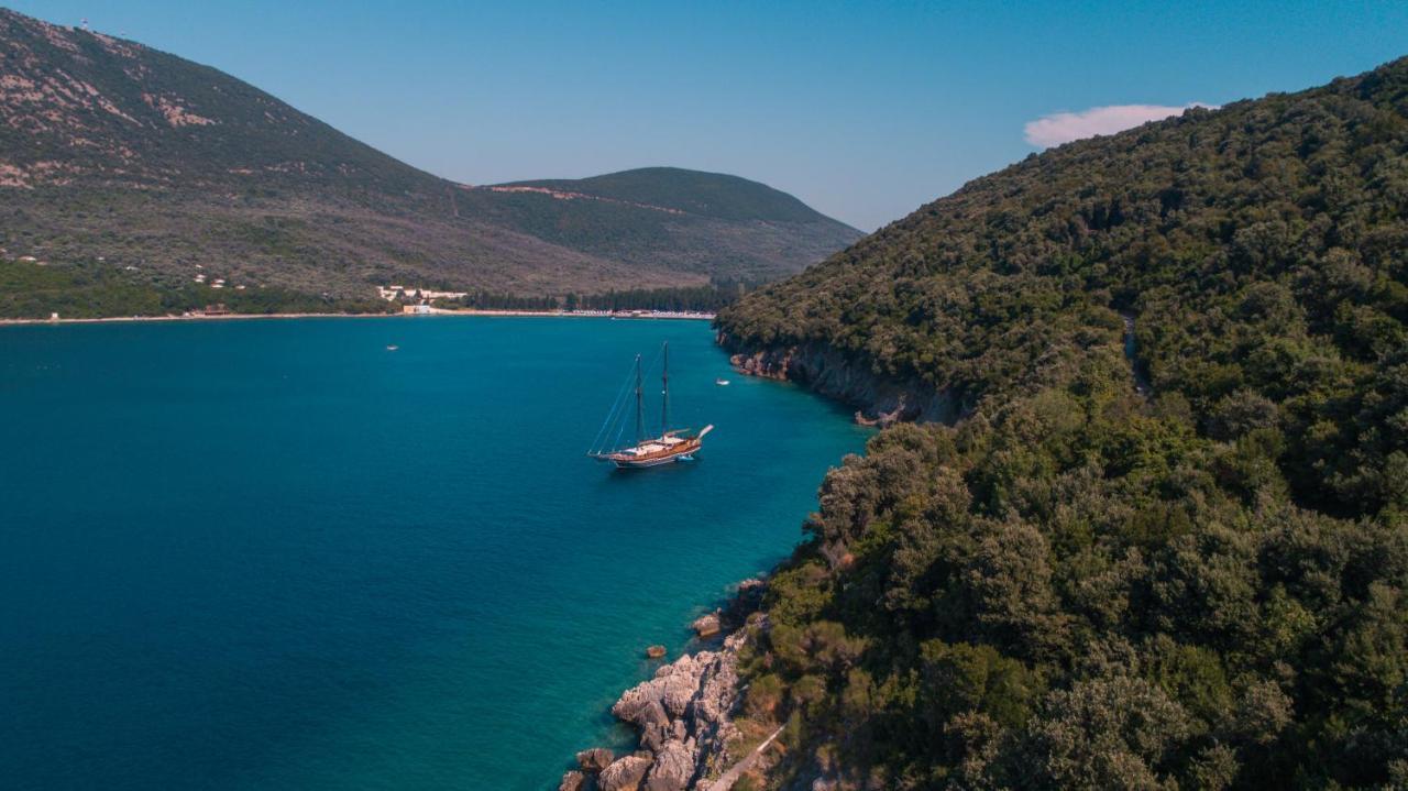 Metropolis Hotel Ulcinj Luaran gambar
